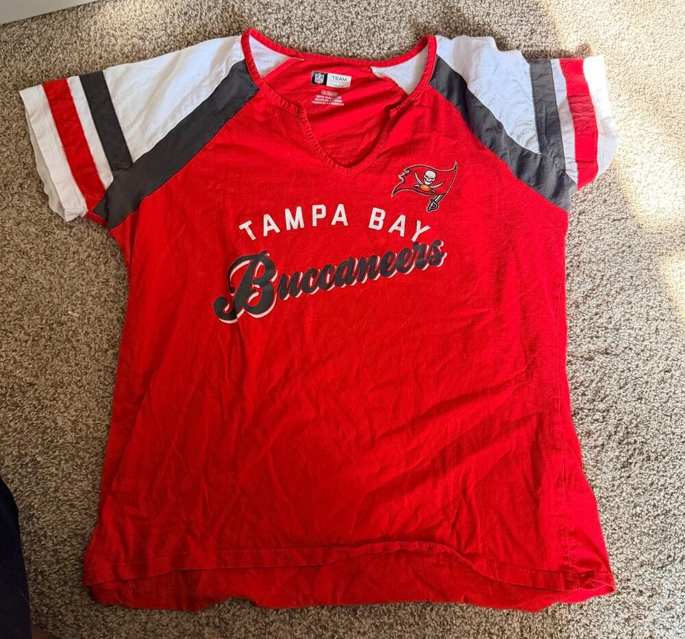 Tampa Bay Buccaneers Women's Shirt Size XL NFL